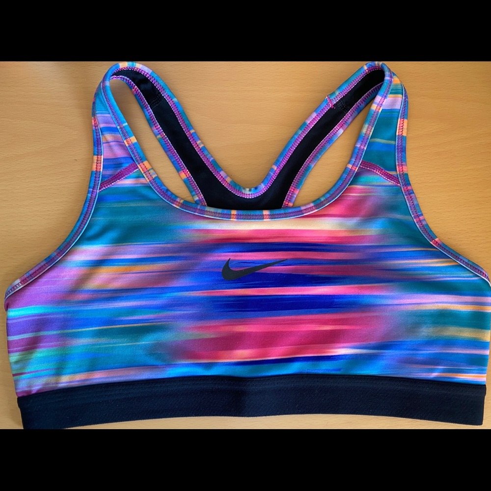 Nike Women’s Dri-Fit Sports Bra sz Medium